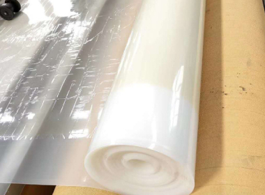 �Ǟr����߷�����ճ�zĤ��ˮ����